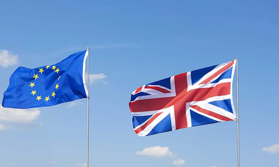 La Unión Europea y Reino Unido activarán en 2026 cambios regulatorios en aduanas que afectarán al comercio electrónico y al transporte de mercancías (04/01/2026)