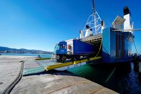 El transporte marítimo de corta distancia cuestiona la eficacia del programa de ecoincentivos (24/04/2025)