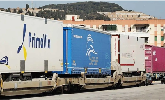 La dependencia del transporte por carretera lastra los objetivos climáticos de la UE, según la Agencia Europea de Medio Ambiente (12/020/2026)